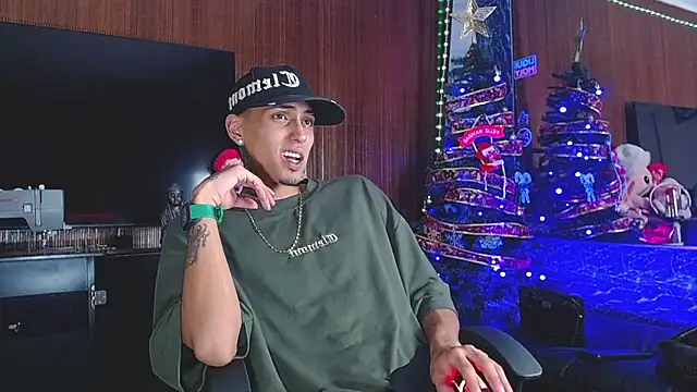 Liam_lee's cam snapshot