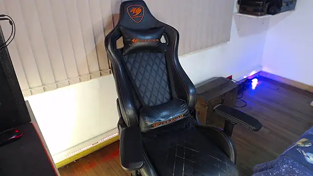 Siriss_boyrag's cam snapshot