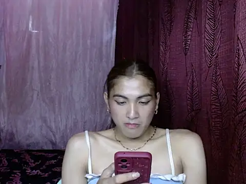 ursexykittykat_xx's cam snapshot