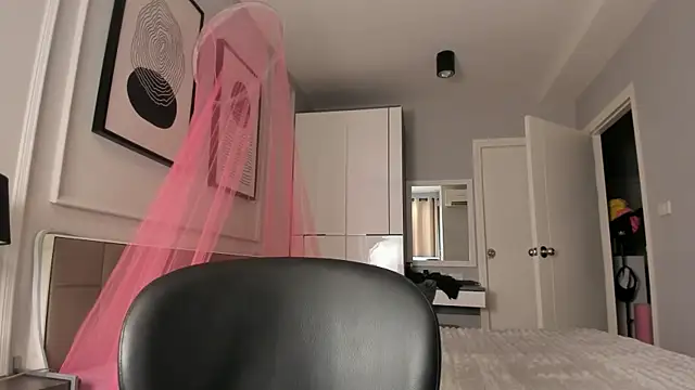 Jap_amelle's cam snapshot