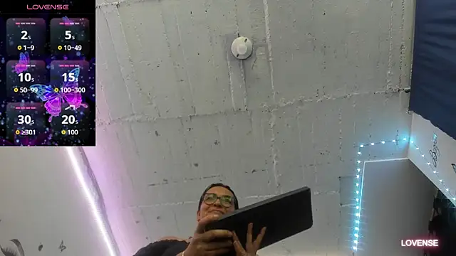 AlexaUllahX's cam snapshot