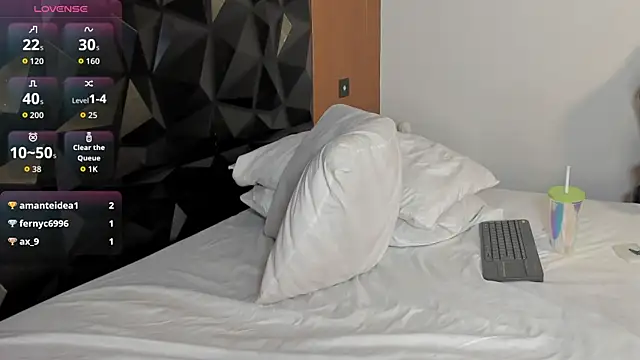 Wendy_Marchall's cam snapshot