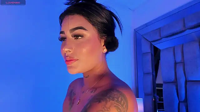 MaddyGray_'s cam snapshot