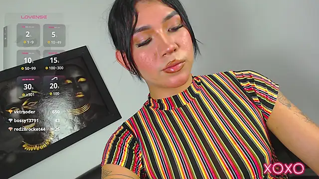 camila_hott69_'s cam snapshot