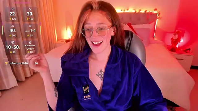 Emily_Warren_'s cam snapshot