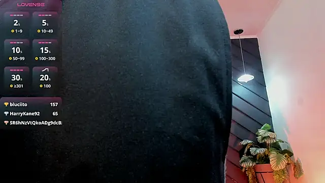 marco_garciia_'s cam snapshot