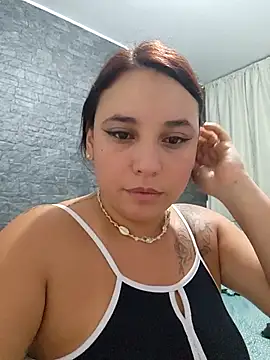 LizzRouse live sex cam