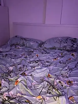 Lora_Amuso's web cam