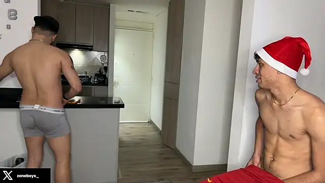 zoneboys's cam snapshot