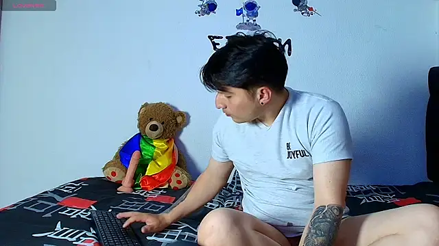 ethan__01's cam snapshot