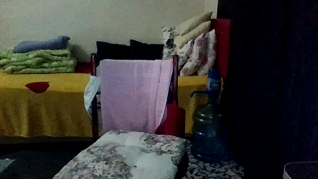 st206boy's cam snapshot