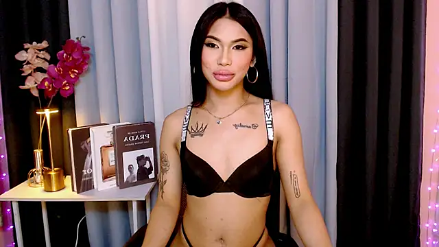 Megan_sativa's cam snapshot