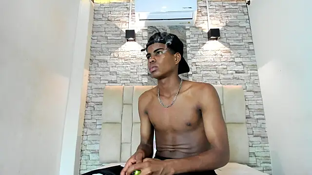 XAVI_LEE live sex cam