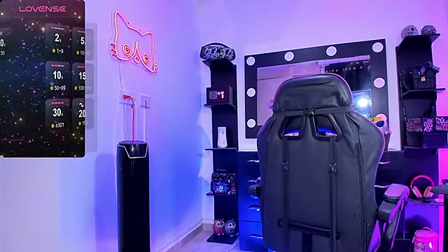 miss_kitty's cam snapshot