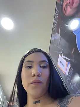 liahouses's cam snapshot