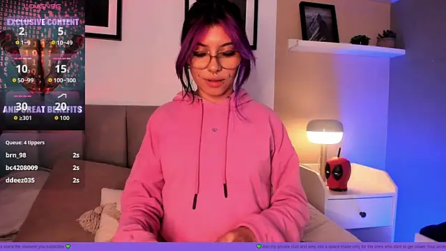 Violetta_Nur's cam snapshot