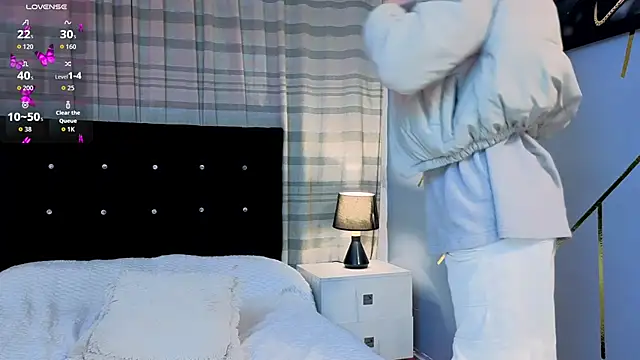 Megan_Do_Santos live sex cam