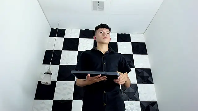 AndyFame1's cam snapshot