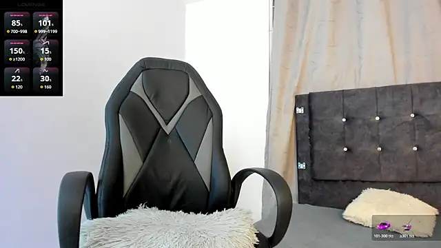 miley_cyrus1's web cam