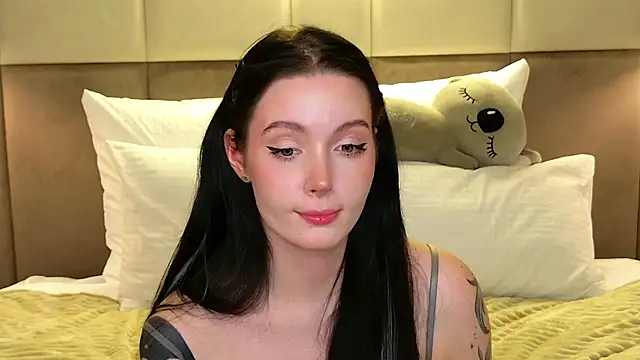 Goldy_Stark's cam snapshot