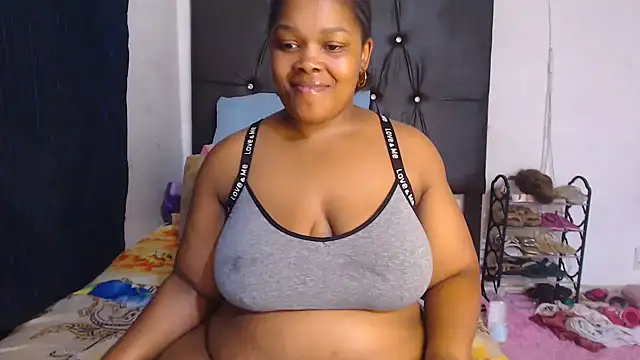 BigbootyNickyx's cam snapshot