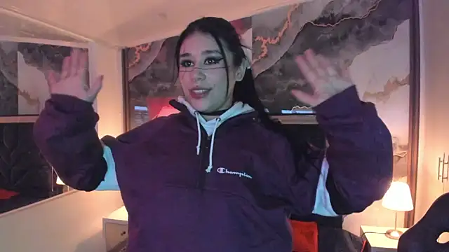 SusanVilla's cam snapshot