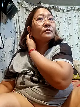 hotchubbyasian88's cam snapshot