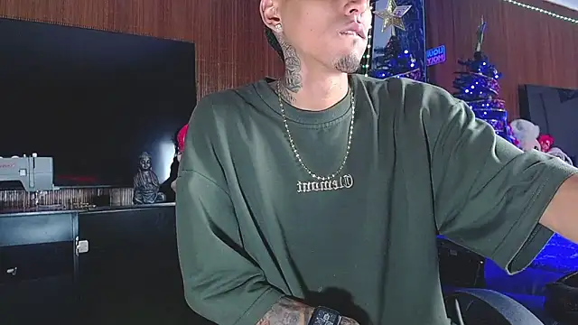 Liam_lee's cam snapshot