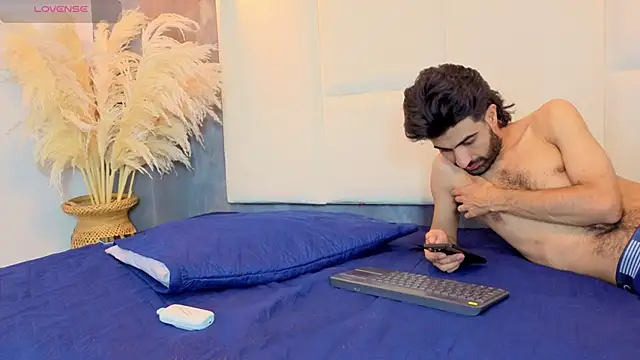 Arah_issaa's cam snapshot