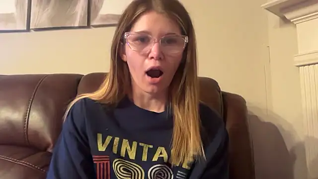 Riley_ray69 live sex cam