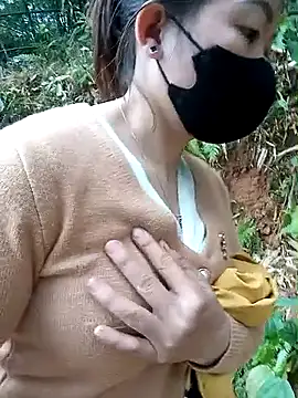 Mami_xxx's cam snapshot