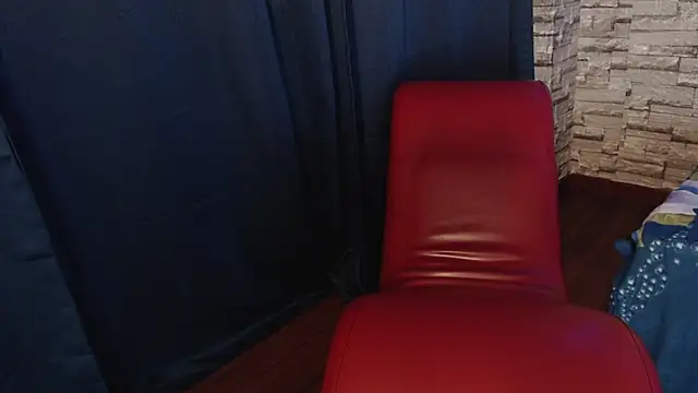 mairalux303av's cam snapshot