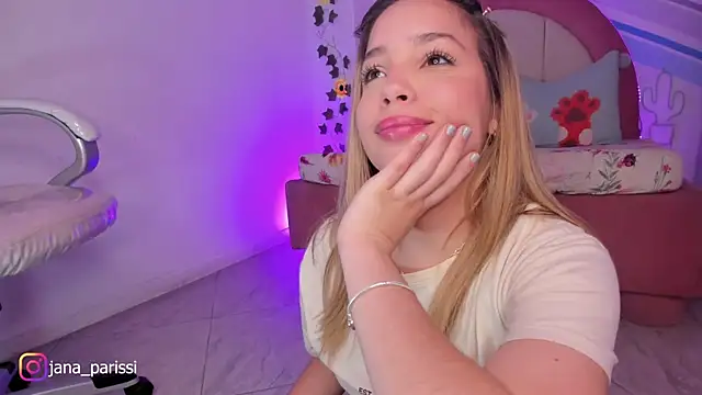 jana_parissi's cam snapshot