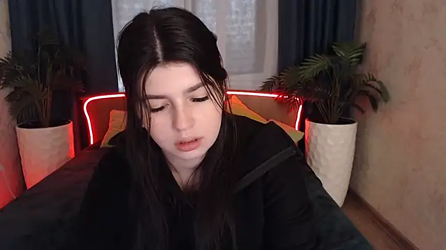 KisaModel's cam snapshot