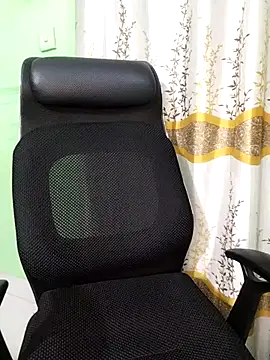 Idhika-Paul's cam snapshot