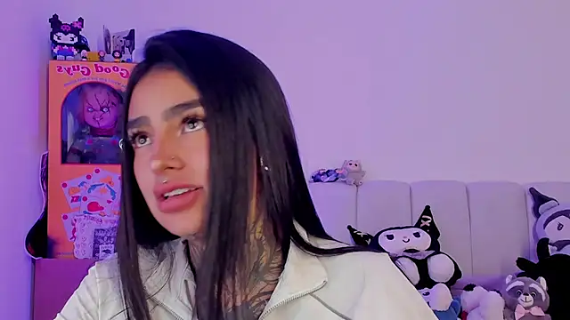 Aliceee_0's cam snapshot