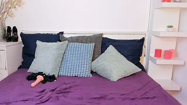 KristalWilder's cam snapshot