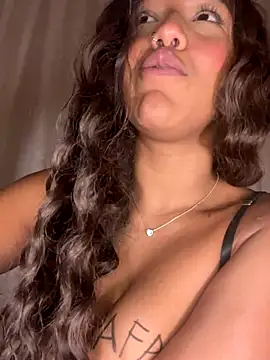 Kaiisa_ live sex cam