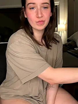 nerdynina live sex cam