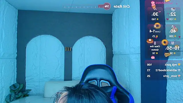 zoe_r_'s cam snapshot