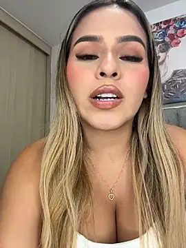 itsdanividarte's cam snapshot