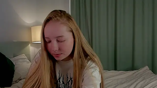 AdarnDeneui's cam snapshot