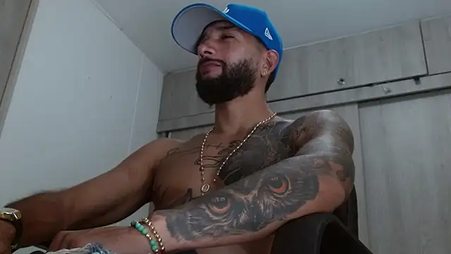 LukasScott_'s cam snapshot