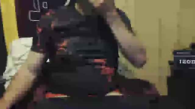 dantehot2020's cam snapshot