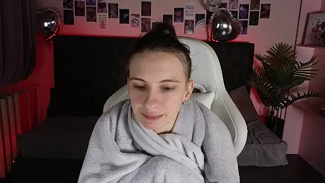 kaleriyaa_'s cam snapshot