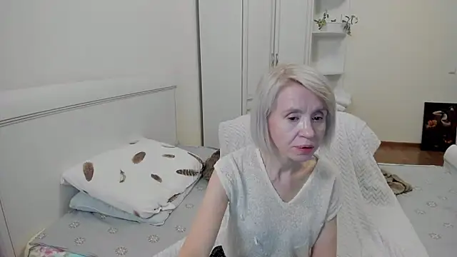 aminalive's cam snapshot