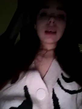 pantyless live sex cam