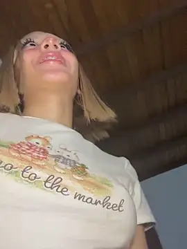 SweetBunnyGF live sex cam