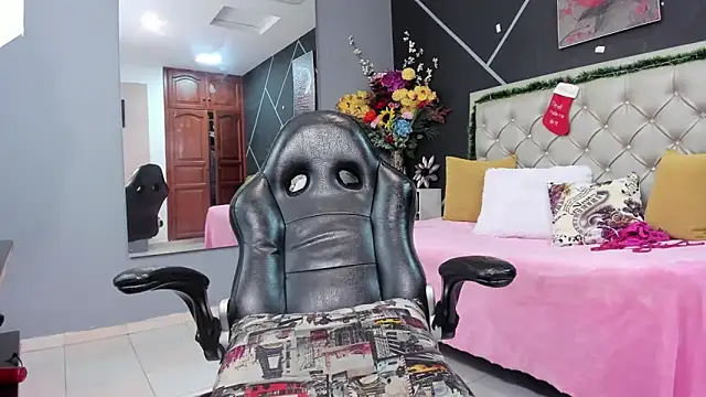 kris_milff's cam snapshot