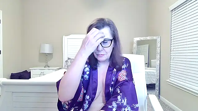 HotTxGilfMaggie live sex cam